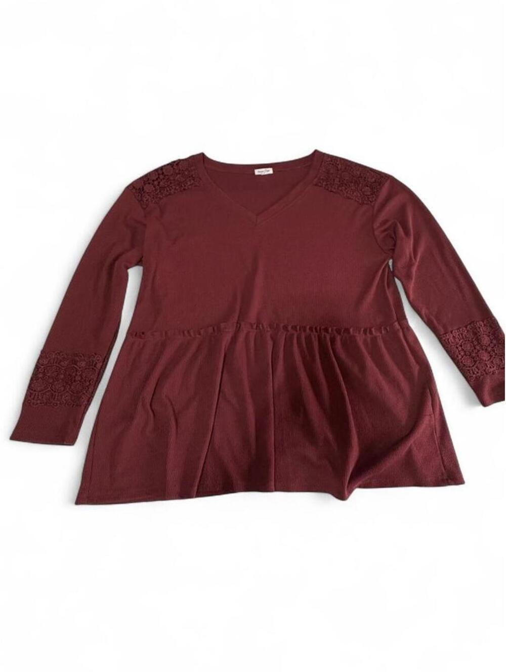 Women's Burgundy and Red Blous
